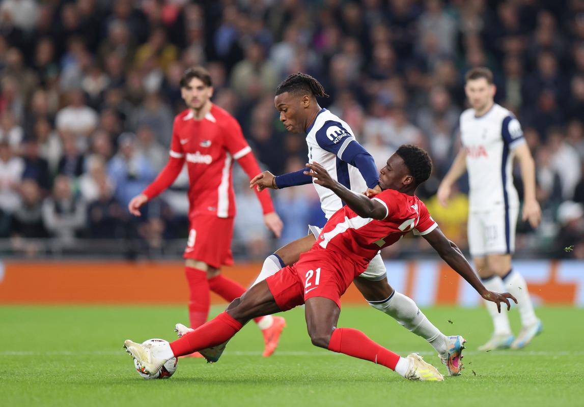 赛后荷甲传出新动向,皇家社会迎来里程碑,管理层表态:底气十足,细节决定成败的简单介绍 赛后荷甲传出新动向,皇家社会迎来里程碑,管理层表态:底气十足,细节决定成败的简单介绍